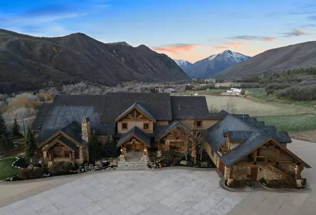 Utah Home On 100 Acres With Trophy Room & 3 Kitchens (PHOTOS)