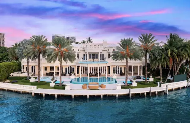 $35 Million Waterfront Home In Bal Harbour, Florida (PHOTOS)