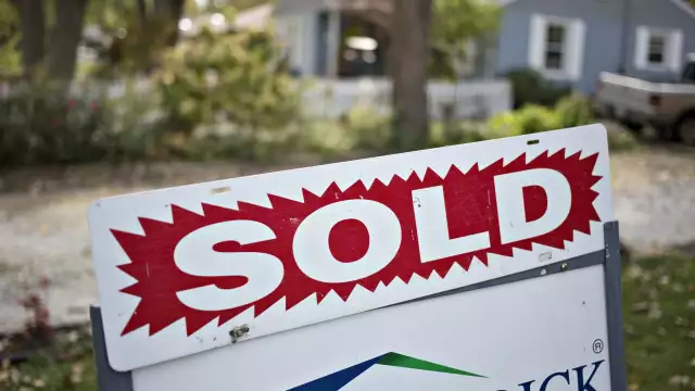 The price of a home sold in March set a new record, as inventory dwindled and sales fell