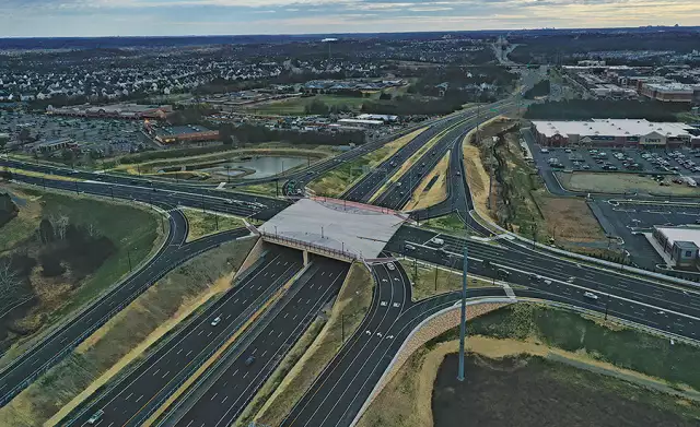 Award of Merit Highway/Bridge: Route 7 and Battlefield Parkway Interchange