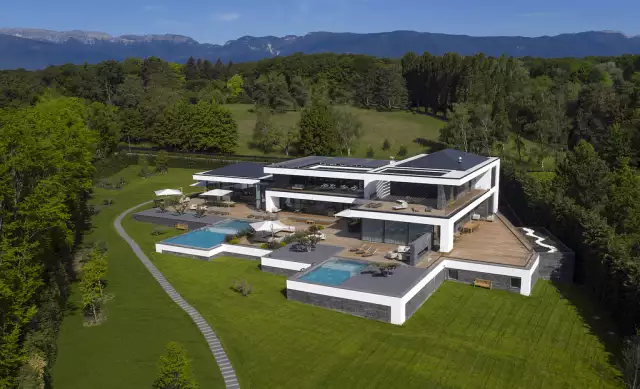 Stunning Newly Built Villa In Geneva, Switzerland (PHOTOS)