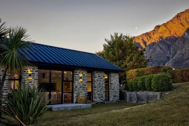 Video of the Week: A Peaceful Retreat on Jack’s Point in Queenstown, New Zealand - Sotheby´s International Realty | Blog