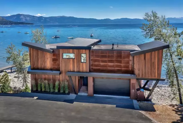 Lakefront New Build In Tahoe Vista, California (PHOTOS)
