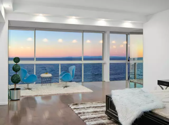 High-Rise Luxury Along The Picturesque Southern California Coast