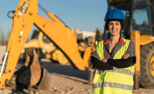 Expanding The Construction Workforce: Winning Over Women with Technology 