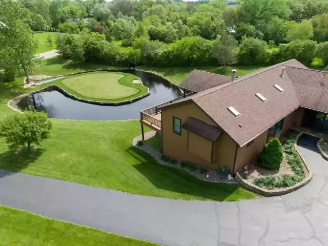 Above Par: An Illinois Home Comes With a Replica of the 17th Hole at TPC Sawgrass