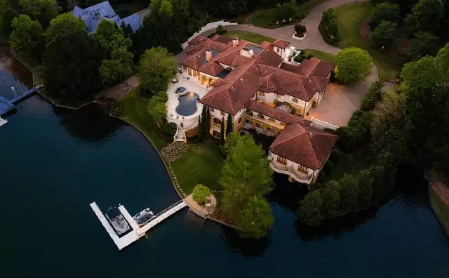 Italian Inspired Lakefront Home On 7 Acres In Alabama (PHOTOS)