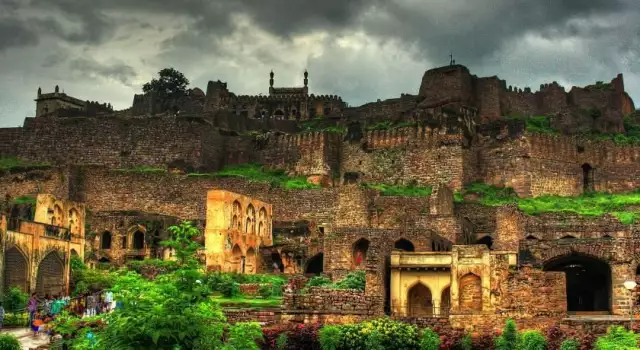 Monday Flashback Story : Golconda Fort –  A Sustainable Heritage Fort from Qutb Shahi Architecture