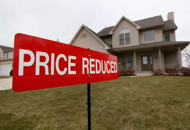 Existing Home Sales Fall As Affordability Concerns Rise