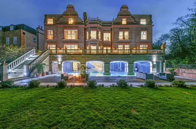 $22 Million London Home With Indoor/Outdoor Pool (PHOTOS)
