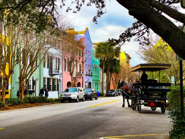 Colorful Homes and Historic Buildings: Discover Charleston Architecture and the Charleston Style Hom...