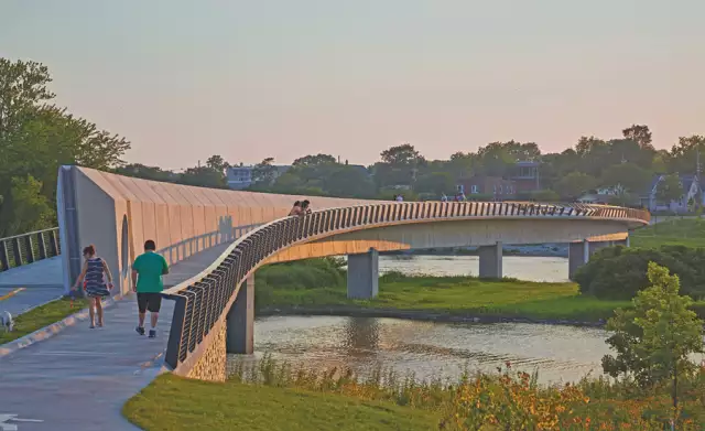 Best Project, Landscape/Urban Development: Riveredge Pedestrian Bridge