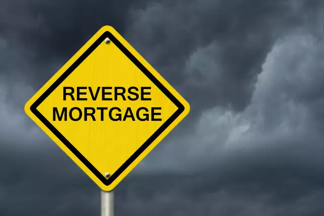 Reverse mortgage lenders vie for baby boomers amid rate surge