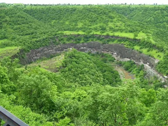 Monday Flashback Story : Ajanta Caves – Sustainable Monuments & Architecture from 2nd Century BCE