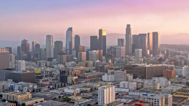 Is Los Angeles a Good Place to Live? 12 Pros and Cons of Living in LA