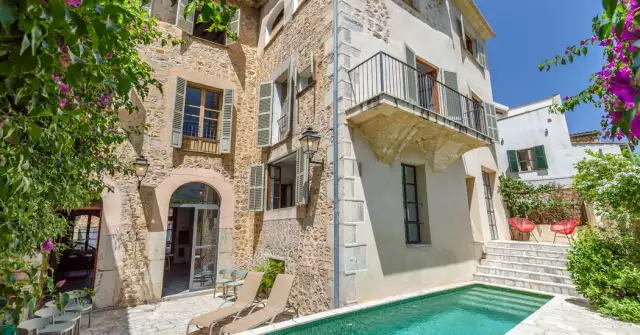 House Hunting on Majorca: A Stone Manor Mixing Spanish, French Styles