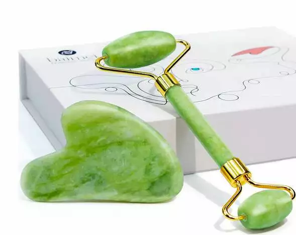 *HOT* Jade Roller & Gua Sha Facial Beauty Tool Set for just $3.99 with free Prime shipping!