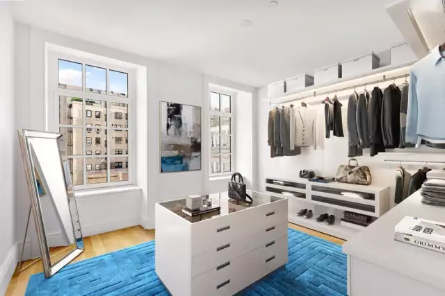 Top Shelf: Four Homes with Enviable Closets - Sotheby´s International Realty | Blog