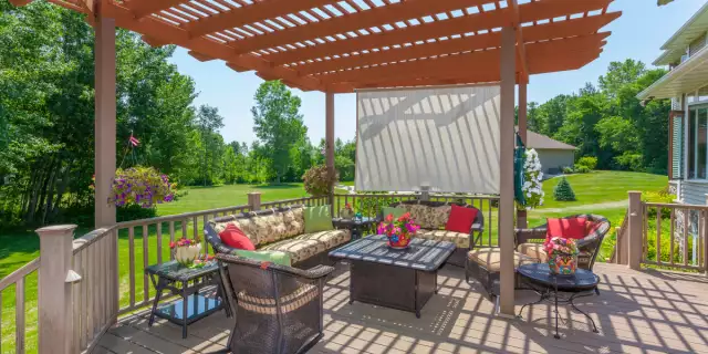 Can You Put a Pergola on a Raised Deck? (May 2022)