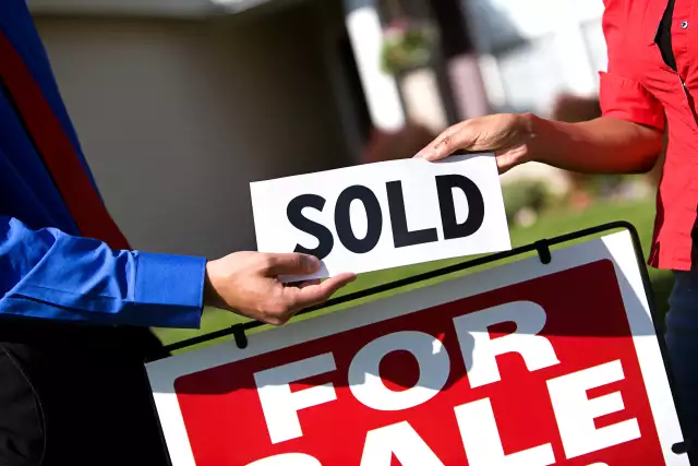 Housing market starting to shift back to buyers