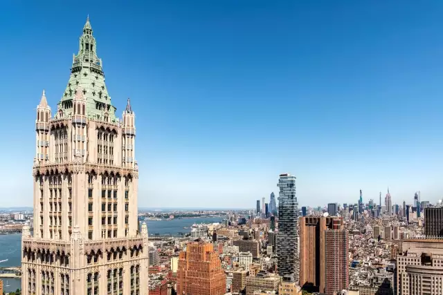 Video of the Week: The Pinnacle Penthouse at The Woolworth Tower Residences in New York City - Sothe...