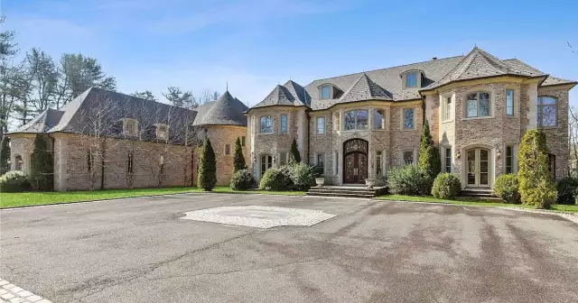 10,000 Square Foot Brick and Stone Mansion In Oyster Bay, NY (FLOOR PLANS)
