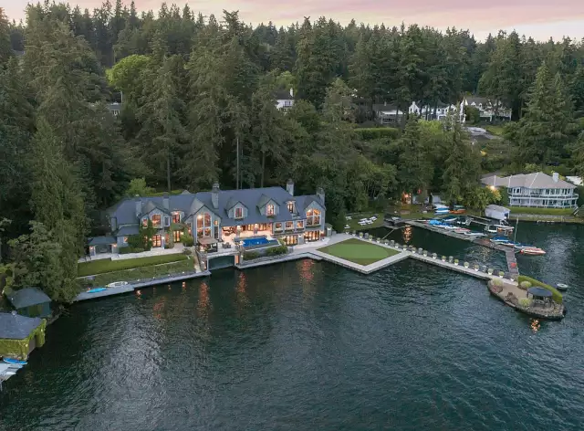 $11 Million Lakefront Stone Home In Oregon (PHOTOS)
