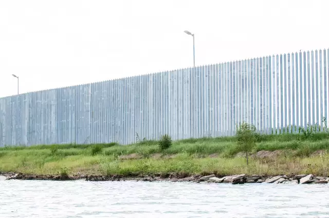 US Settles Border Wall Suit Against Contractor Fisher Sand & Gravel
