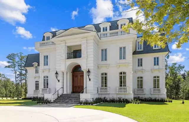 18,000 Square Foot Home In Mandeville, Louisiana (PHOTOS)