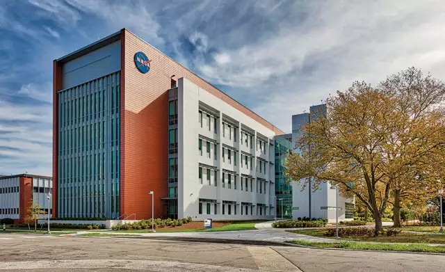 Best Government/Public Building: NASA Langley Research Center Measurement Systems Lab