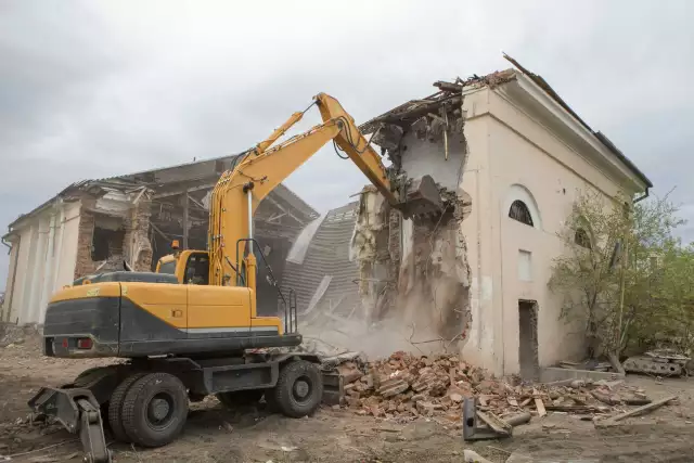House Demolition Company | Demolition Quote | BC Green Demolish