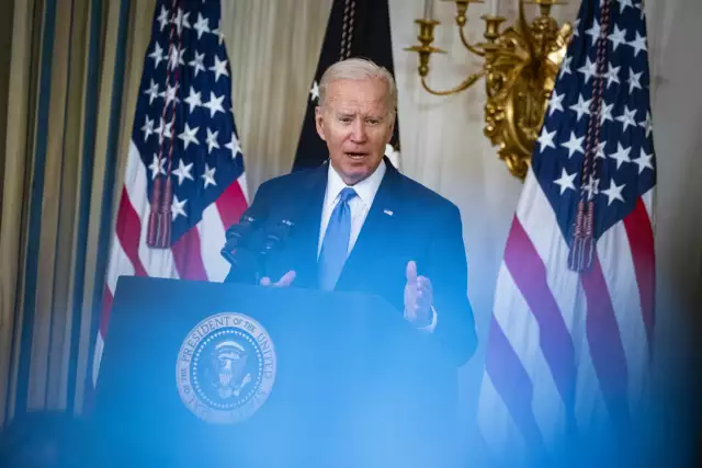 Biden signals U.S. can avert recession but Americans are ‘really down’