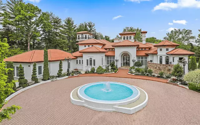 Maryland Home With Indoor Pool Inspired By The Versace Mansion (PHOTOS + FLOOR PLANS)
