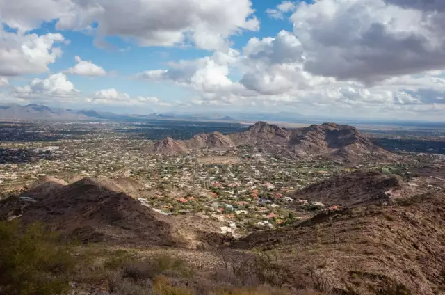 8 Cities Near Scottsdale to Buy or Rent in this Year