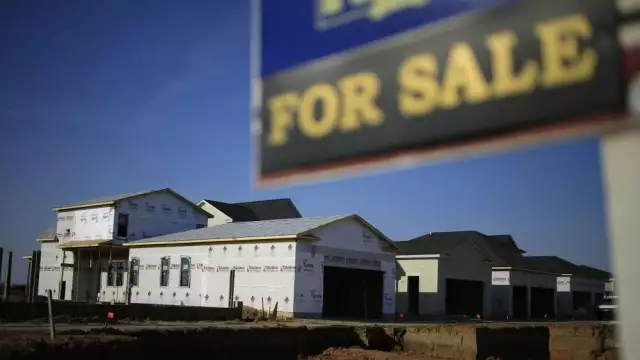 Is the U.S. Federal Reserve Trying To Bludgeon the Housing Market?
