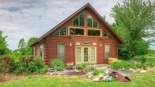 Chop, Chop! 5 Lovely Log Cabins Up for Sale Right Now