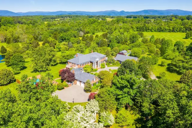 Impressive 140-Acre Estate In The Heart Of Virginia Asks $11 Million