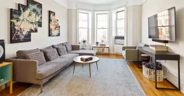 Homes for Sale in Manhattan and Brooklyn