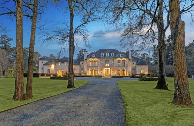 French Style Home On 6 Acres In Tomball, Texas (PHOTOS)
