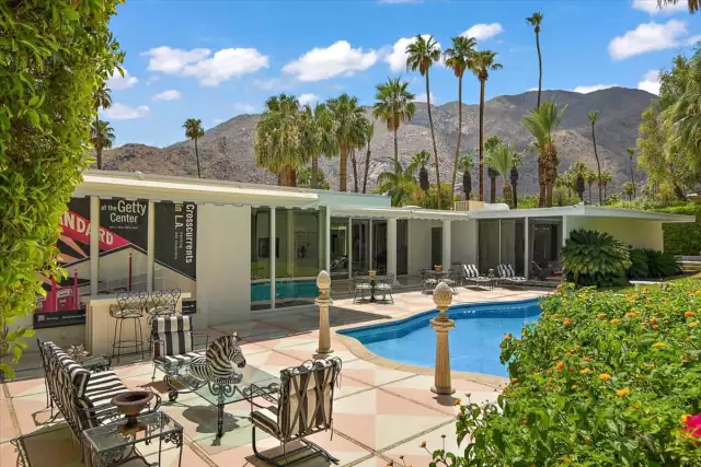 Spa Girl Cocktails founder lists eclectic, ‘fan favorite’ home in Palm Springs for $4.8M