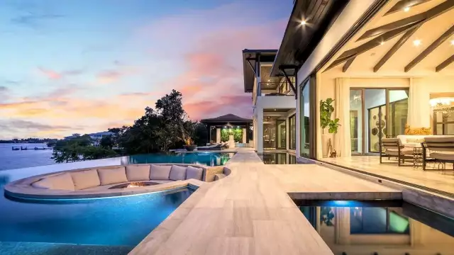 Living Room in the Pool?! Sarasota’s Most Expensive Home Makes a Splash