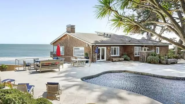 Bolinas Beach House With Ties to Rock ‘n’ Roll History Seeks $16M