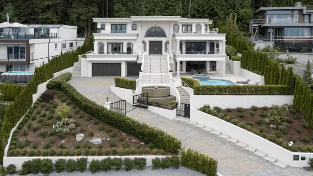$12 Million Home In West Vancouver, Canada (PHOTOS)