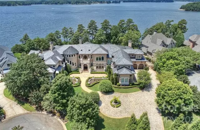 $16 Million Lakefront Home In Cornelius, North Carolina (PHOTOS)