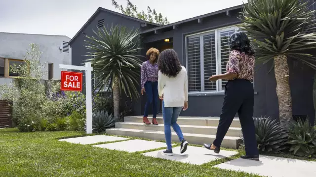Mortgage rates will fall to 4.5% in 2023? That's the estimate from Fannie Mae. Here’s what that me...