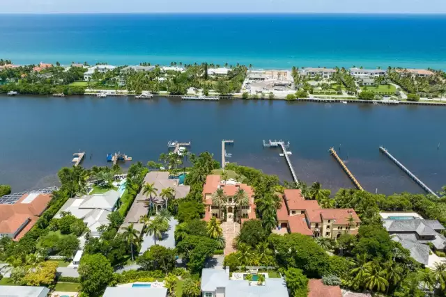 Pier Pressure: Five Homes with Boat Docks - Sotheby´s International Realty | Blog