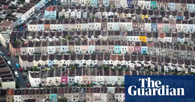 UK mortgages: ‘next 10 days crucial’ in how much rates rise