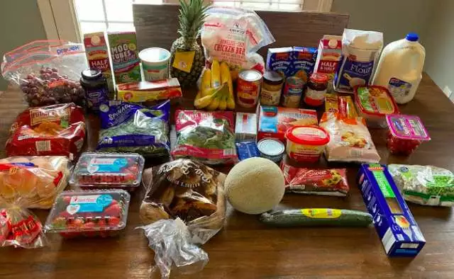 Gretchen’s $86 Grocery Shopping Trip and Weekly Menu Plan for 5