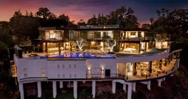 In Bel-Air, a mega-mansion with a sub-zero vodka room seeks $139 million