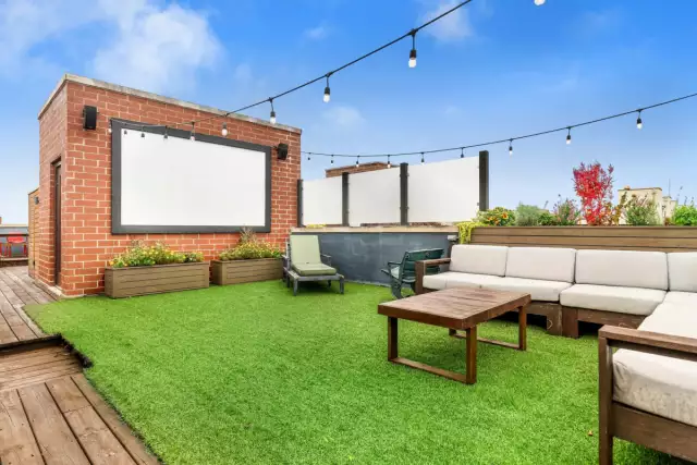 Backyard Theater: Everything You Need for Movie Nights Under the Stars